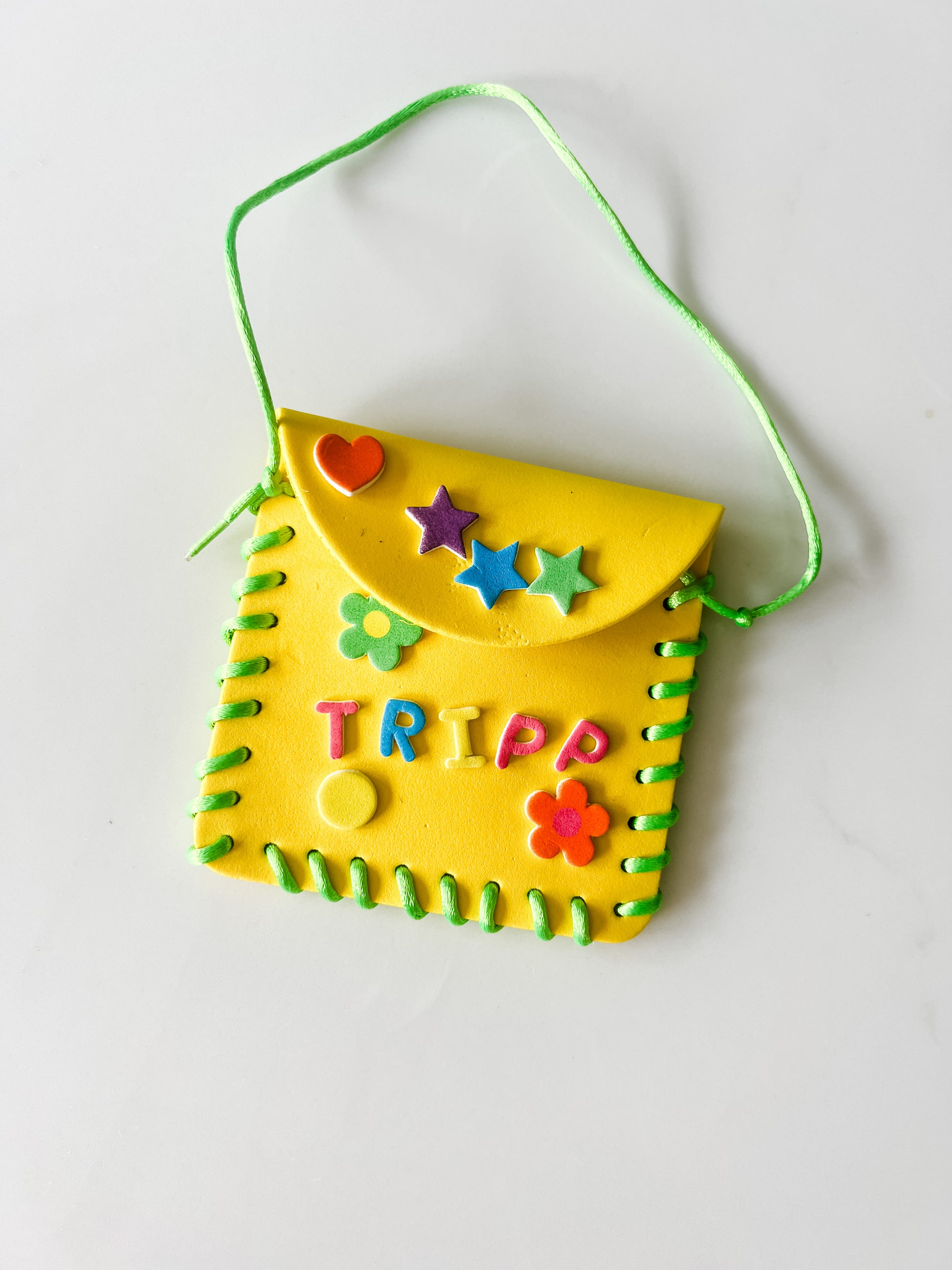 DIY Kitty Gift Bag | DIY Gift Bag | Gift Ideas | DIY Kitty Gift Bag  Supplies Needed: Zip Lock Bag Silicon Glue Glitter Foam Sheet Scissors  Black Thread Marker Kitty Gift... |